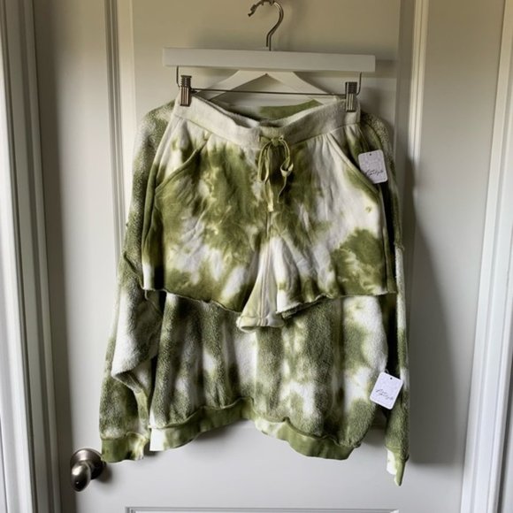 Free People Kelly Set XS NWT Sweatshirt Shorts Washed Tie Dye Knit Loungewear - Picture 4 of 16